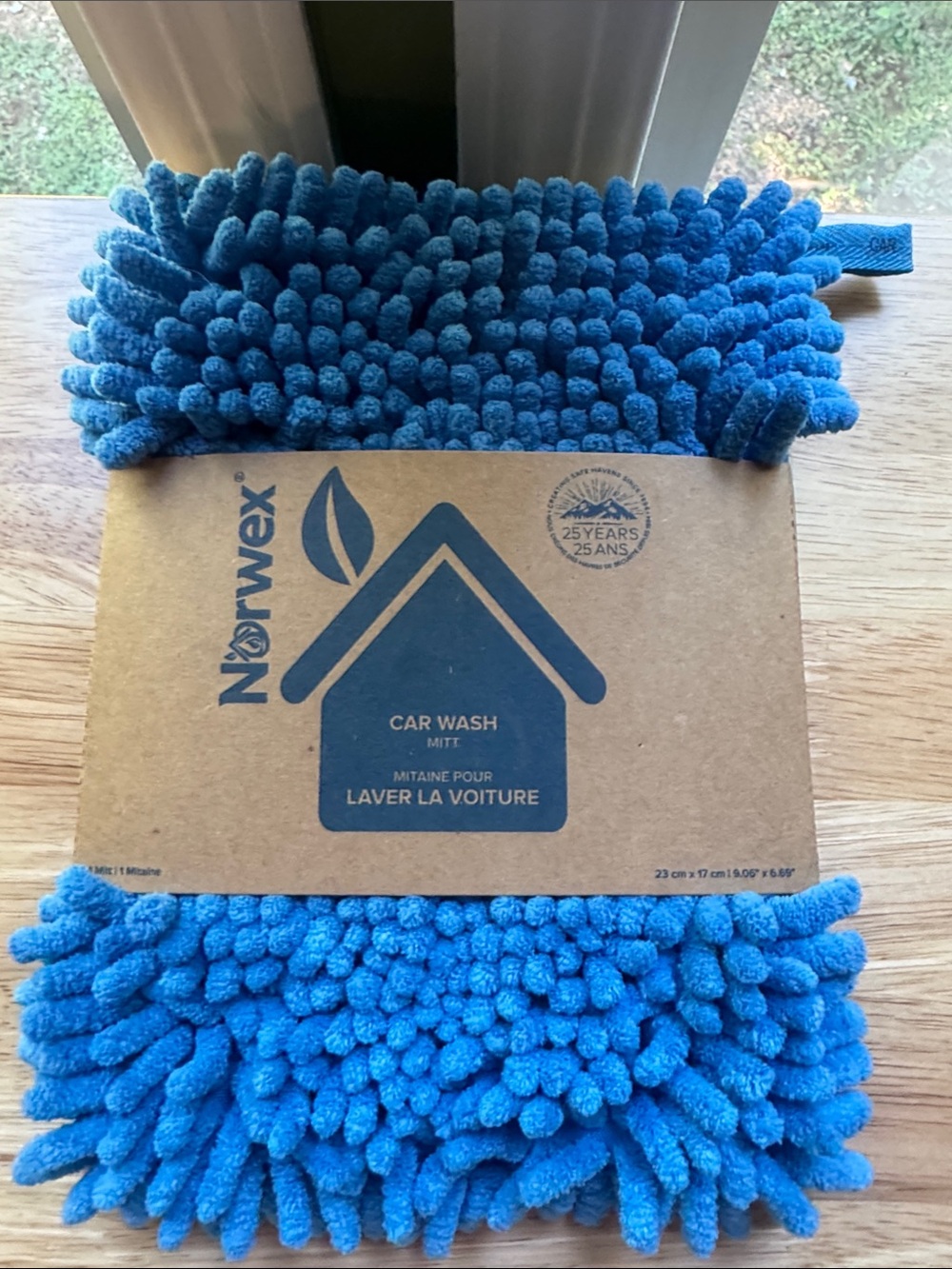 Norwex Blue Chenille Car Wash Mitt